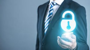 探偵の調査って個人情報保護法などの法に触れないの？