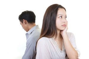 婚約中の彼氏の浮気LINEを発見！慰謝料は取れますか？